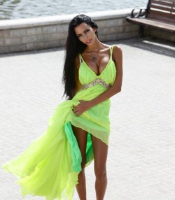 MyFreeCams Kate_22 in beautiful dress