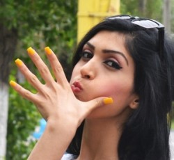 Banoo_ from My Free Cams
