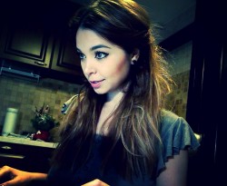 XoxoAnyXoxo from MyFreeCams