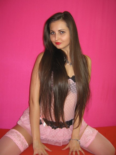 Seamaid from Webcams wearing pink lingerie & stockings