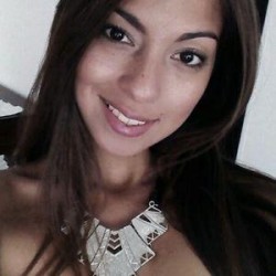 Colombian cam girl CarolineSmith