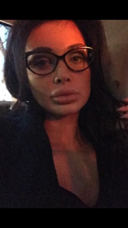 Aletta Ocean with glasses