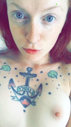 topless JoleneBrody from MyFreeCams