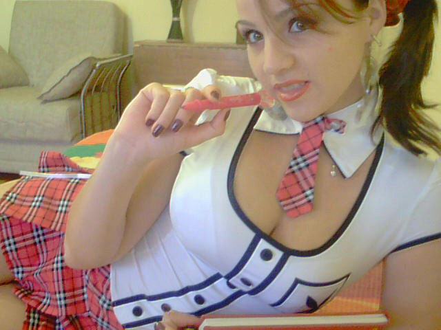 ToxiC Game in sexy schoolgirl uniform