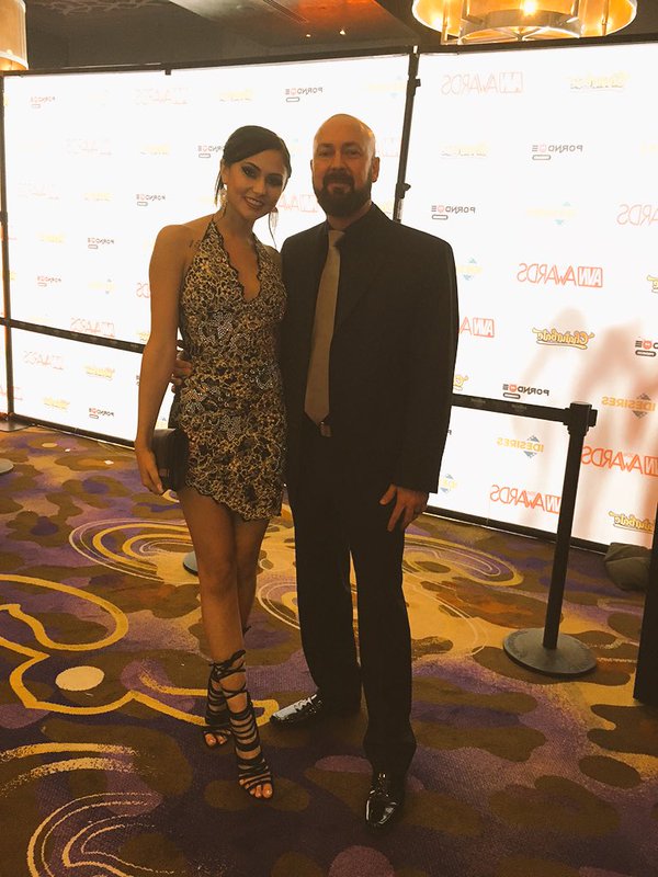 Ariana Marie at red carpet AVN Awards 2016
