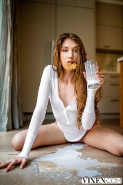 Elena Koshka gets messy with milk | Vixen